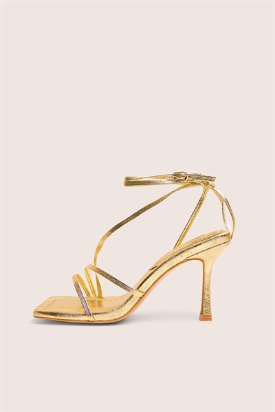 Туфли Clover с квадратным носком, металлическим блеском и обхватывающим верхом на среднем каблуке артикул 154648121