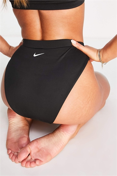 Бикини-трусики Nike Essentials с высокой талией артикул 117407932