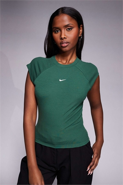 Свободный топ из ребристого трикотажа артикул 149954318