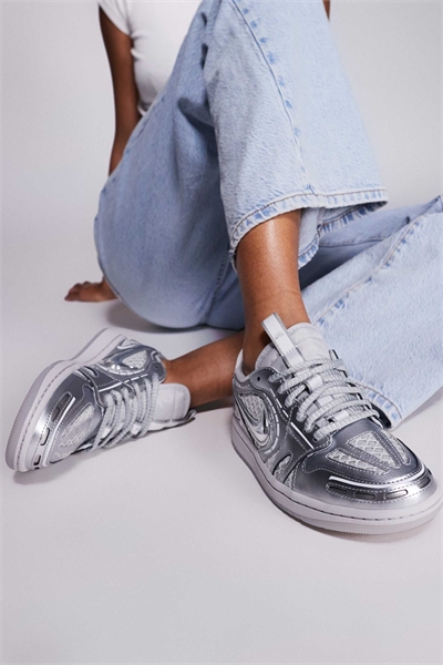 Кроссовки Nike Air Jordan 1 Method of Make Low унисекс артикул 142393899