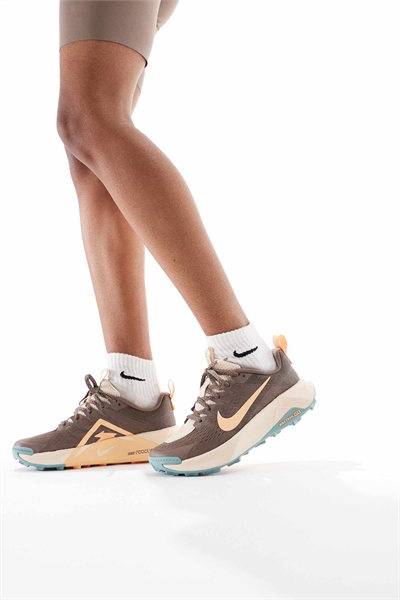 Кроссовки ReactX Wildhorse 10 артикул 142398733