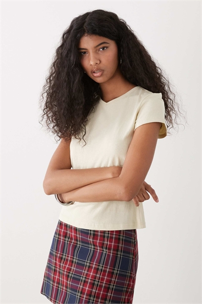 Футболка Fleur с V-образным вырезом и облегающим кроем артикул 154840108