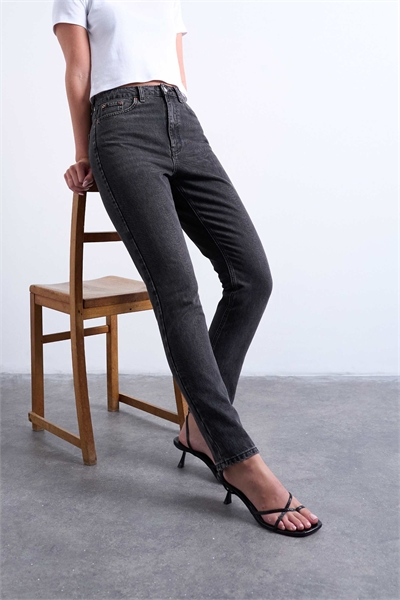 Оригинальные джинсы «mom jeans» с высокой посадкой артикул 117684419