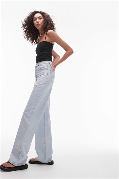 Джинсы средней посадки свободного кроя с прямым силуэтом артикул 133513177