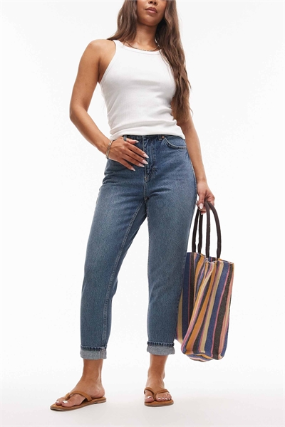 Оригинальные джинсы Mom с высокой посадкой артикул 138156230