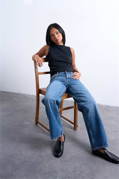 Джинсы Ember с низкой посадкой и прямыми брючинами артикул 140260029