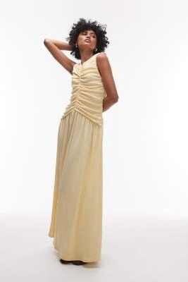 Макси-платье с заниженной талией и рюшами артикул 140828694