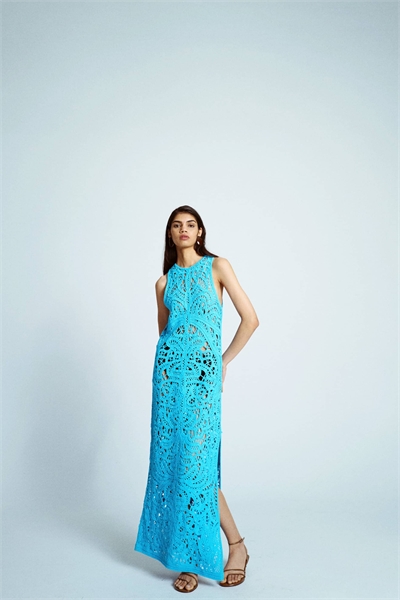 Вязаное макси-платье премиум-класса, выполненное крючком артикул 147265595