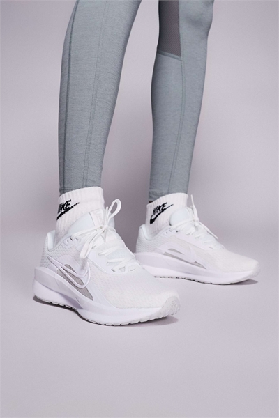 Кроссовки Downshifter 13 артикул 134411121