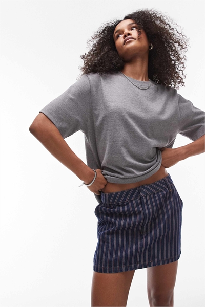 Микроюбка из джинсовой ткани с ламбрекеном артикул 142509623