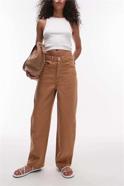 Брюки свободного кроя с широкими штанинами и декоративными швами артикул 142205534