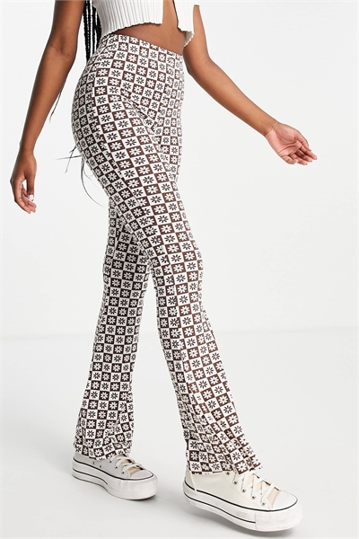 Брюки-клёш с цветочным принтом в клетку артикул 102400903