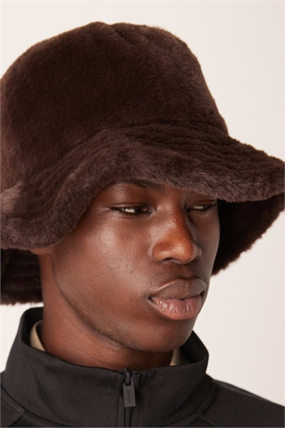 Шапка-котел из искусственного меха артикул 148510834