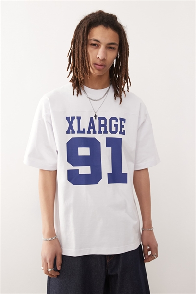 Футболка с крупным логотипом и цифрой 91 артикул 142998267