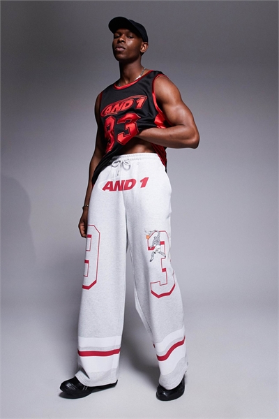 Широкие джоггеры со спортивным принтом артикул 147896224