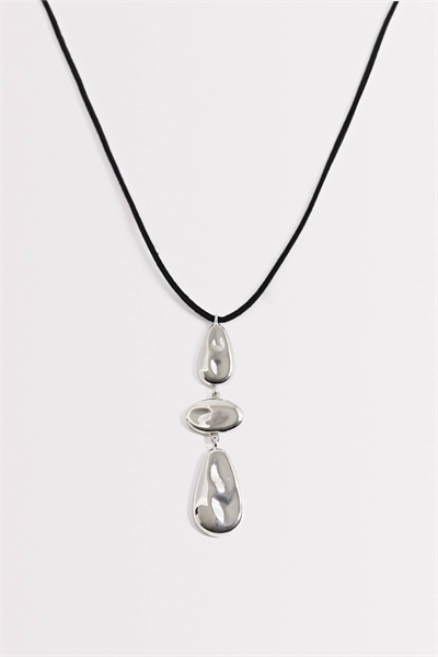 Ожерелье с подвеской на шнурке артикул 155001946