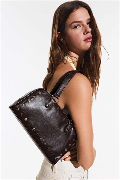 Сумка для боулинга с заклепками артикул 155702491