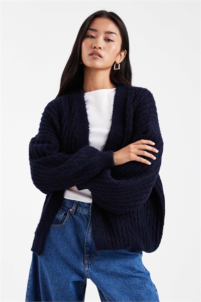 Кардиган с длинной линией и пушистым краем от края до края артикул 151926904