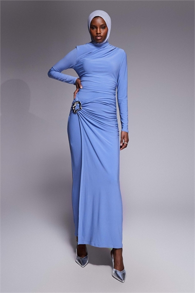 Макси-платье с длинными рукавами и декоративной отделкой артикул 155092545