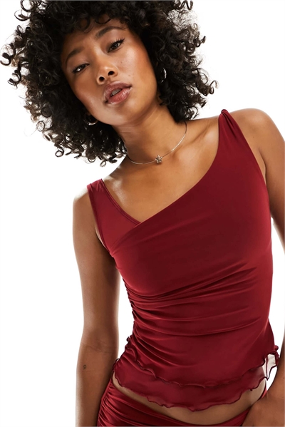 Комплект с топом с рюшами артикул 133559514