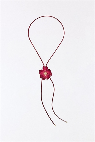 Ожерелье из цветочных шнурков артикул 156333562