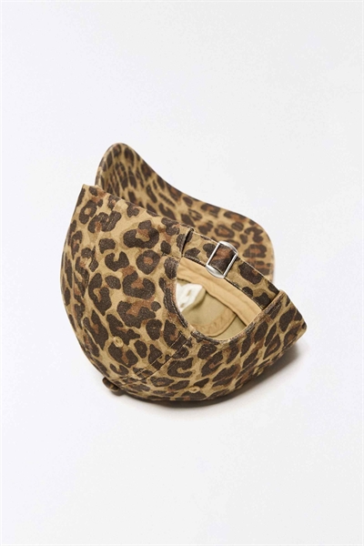 Кепка с вышитым рисунком в стиле «анимал-принт» артикул 156237766