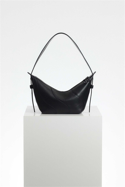 Кожаная сумка Crescent артикул 154607514