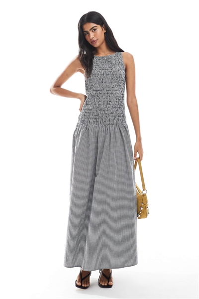 Макси-платье с заниженной талией и сборками артикул 149293264