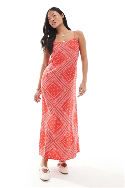 Макси-платье-комбинация с бретелями и круглым вырезом артикул 142200886