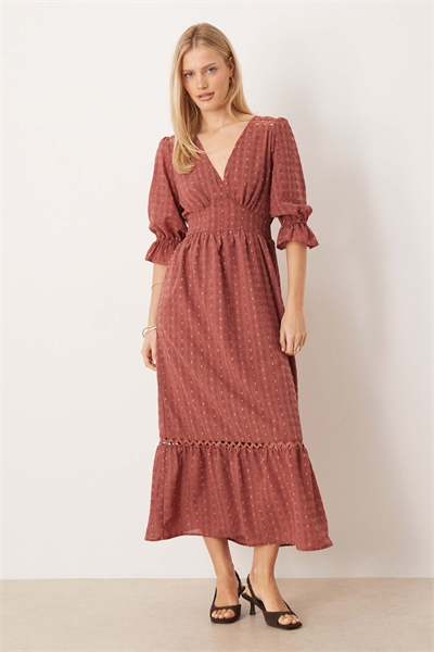 Платье-миди с клетчатым принтом артикул 154856797