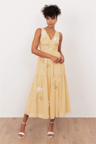 Платье средней длины с V-образным вырезом, украшенное цветочным орнаментом, цвета сливочного крема артикул 154610384