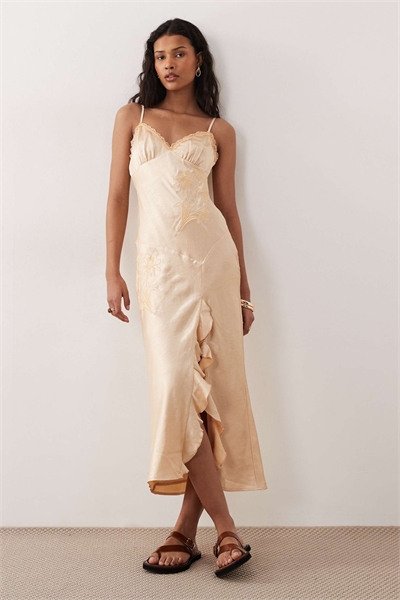 Платье средней длины из вышитого атласа Helena в абрикосовом цвете артикул 152864990