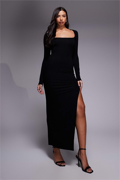 Макси-платье с длинными рукавами, глубоким вырезом и боковым разрезом артикул 152590610