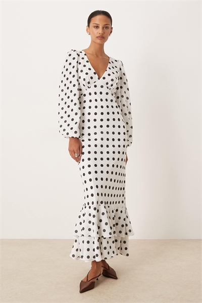 Макси-платье с длинными рукавами и оборками по низу артикул 153786433