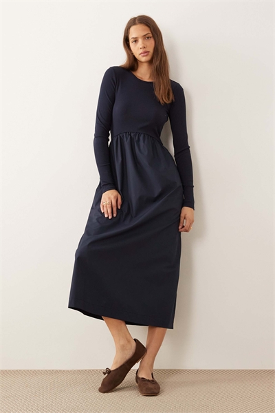 Длинное платье-миди из джерси и поплина темно-синего цвета артикул 151517074