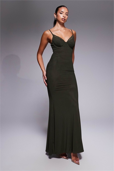 Макси-платье с бретелями, скульптурными чашками из трёхслойного кружева и юбкой-рыбкой от Leah артикул 150970056