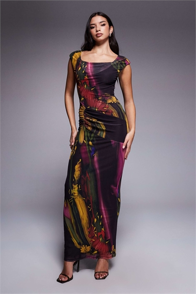 Платье-миди с принтом в виде сетки, капюшоном и плечевыми накладками, с темным размытым цветочным узором артикул 149755150