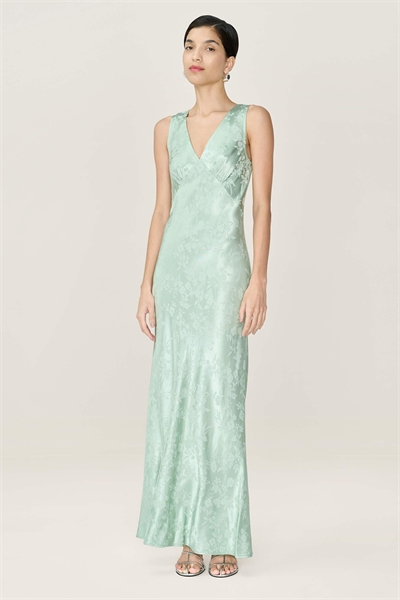 Платья Ирис Цветочное жаккардовое платье-комбинация средней длины в зеленом цвете шалфей артикул 155951309