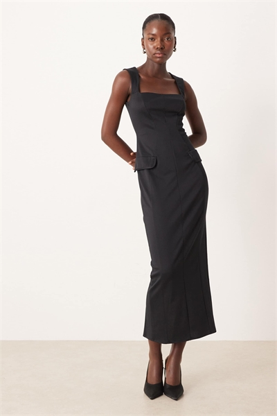 Рабочая одежда средней длины с квадратным вырезом и швами, черного цвета артикул 152228829