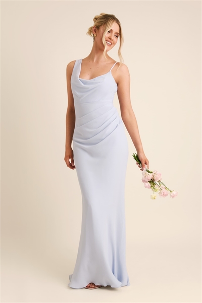 Макси-платье для подружки невесты из крепа с асимметричным воротником-капюшоном артикул 151263135