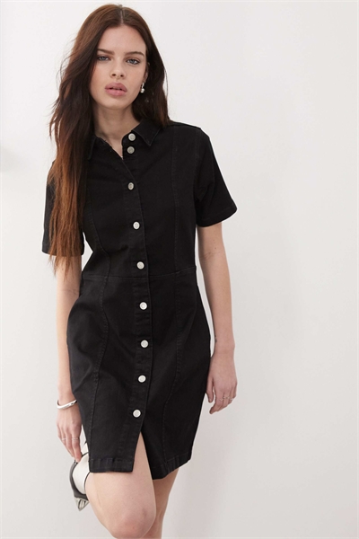 Мини-платье из денима с короткими рукавами артикул 139108699