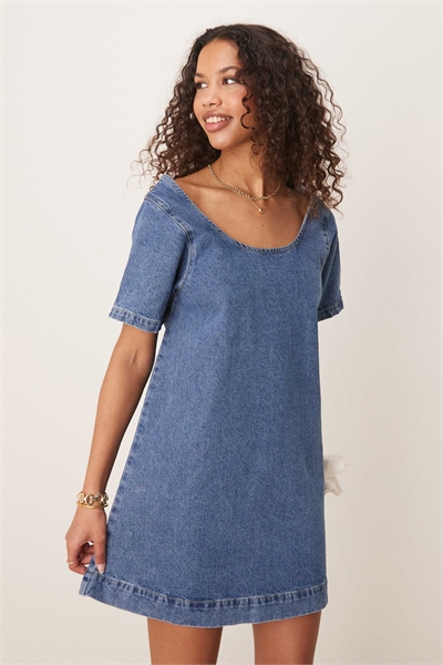 Мини-платье из денима с круглым вырезом артикул 143763613
