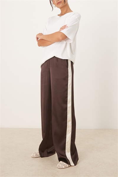 Брюки с атласной боковой полосой артикул 149820504