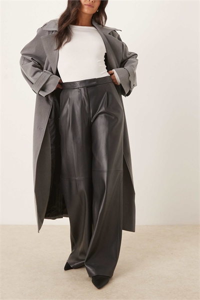 Рижские прямые брюки из искусственной кожи артикул 151637599