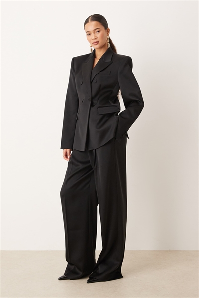 Брюки Gilda с эффектом сатина, скроенные по фигуре co-ord артикул 153669098