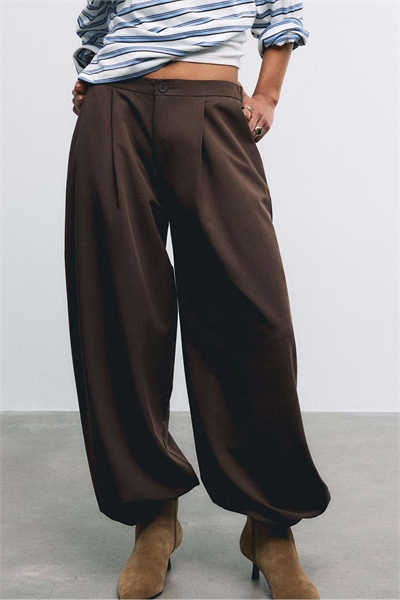 Брюки-саруэль классического покроя артикул 155807469