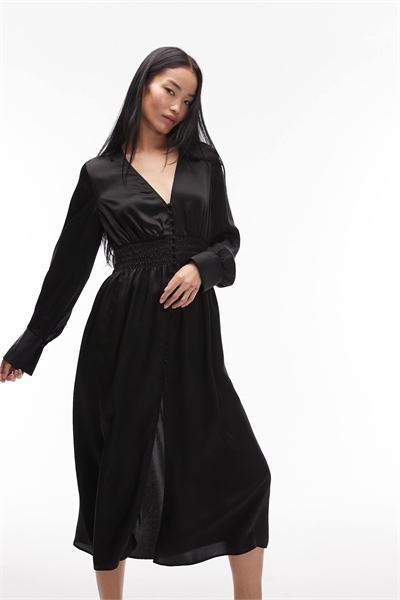 Платье средней длины с глубоким V-образным вырезом и манжетами черного цвета артикул 153017686