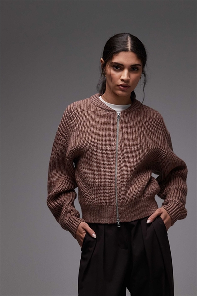 Кардиган-бомбер из ребристого трикотажа с кожаными вставками артикул 153891698