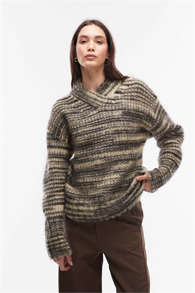 Свитер с V-образным вырезом из смеси шерсти и мохера артикул 153891697