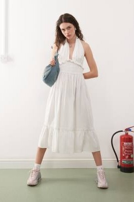 Льняное платье-миди с завязками на шее белого цвета - WHITE артикул 141103730